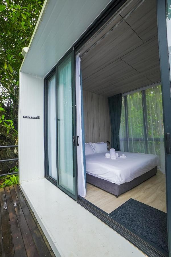 Roxy Tasik Biru Resort City Bau Buitenkant foto