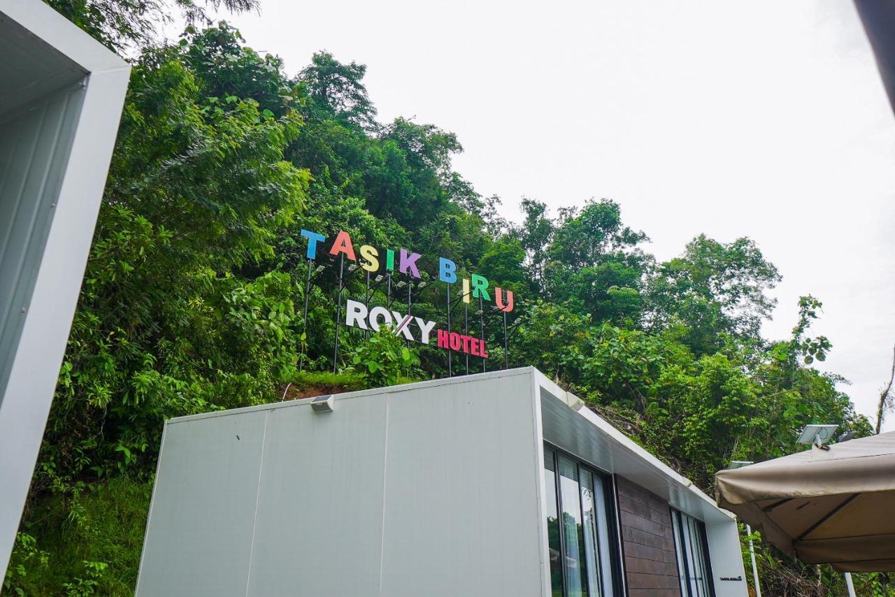 Roxy Tasik Biru Resort City Bau Buitenkant foto